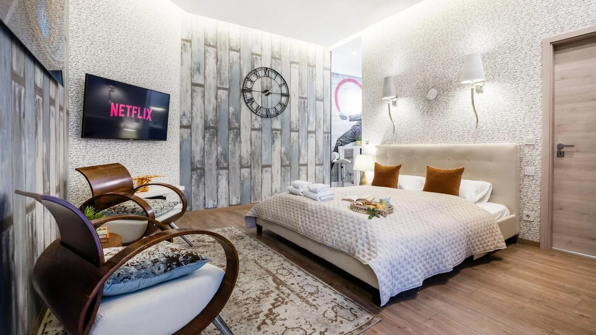 Stunning 3Brm 3Bath Julie Balcony & City Views Budapest 0*,
