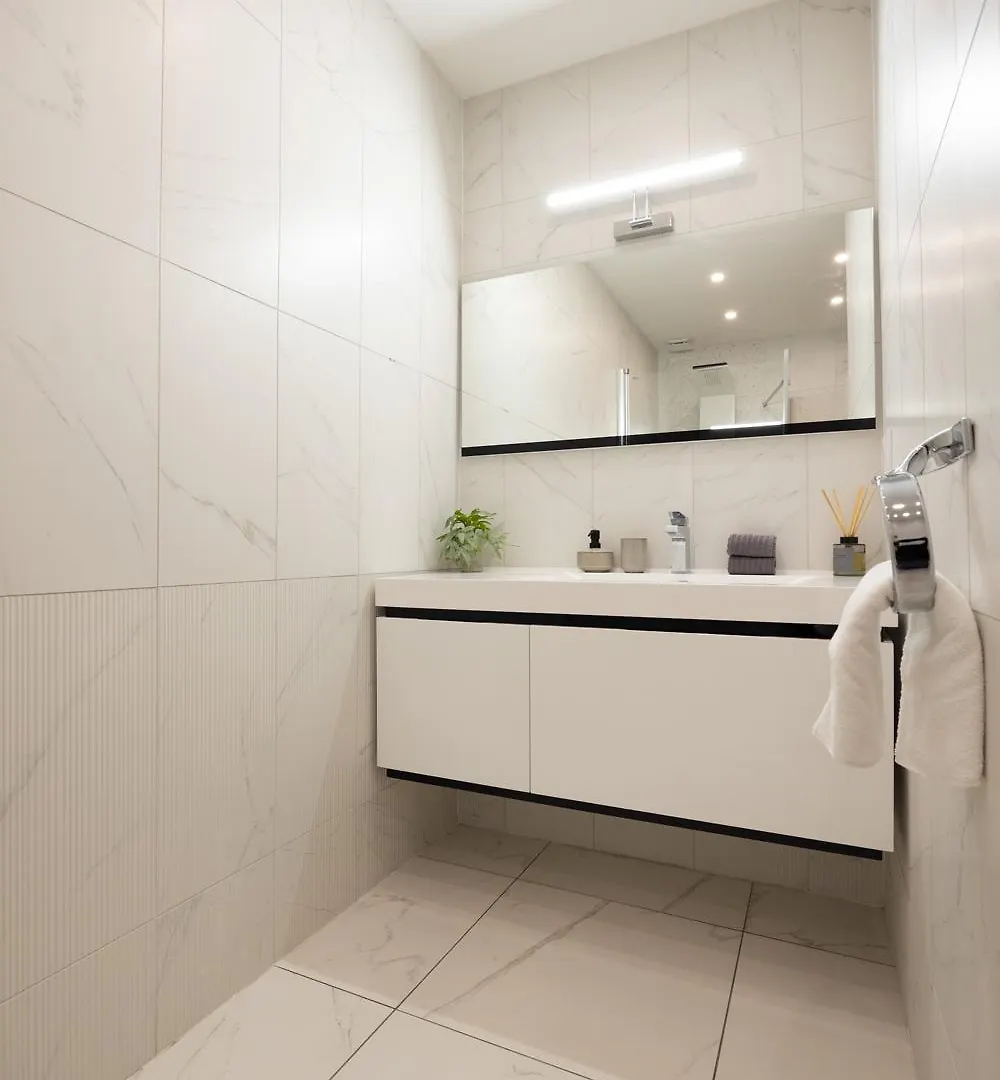 Apartment Stunning 3Brm 3Bath Julie Balcony & City Views Budapest